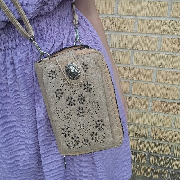 WESTERN BUCKLE SUEDE TAN BROWN WALLET PURSE CROSSBODY American Bling - Picture 1 of 5